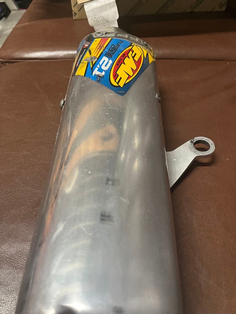 FMF Turbine Core 2.1 マフラー