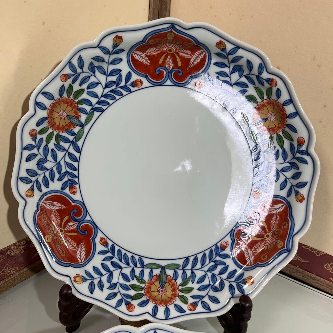 源右衛門　古伊万里風錦唐花　大皿２枚　25㎝