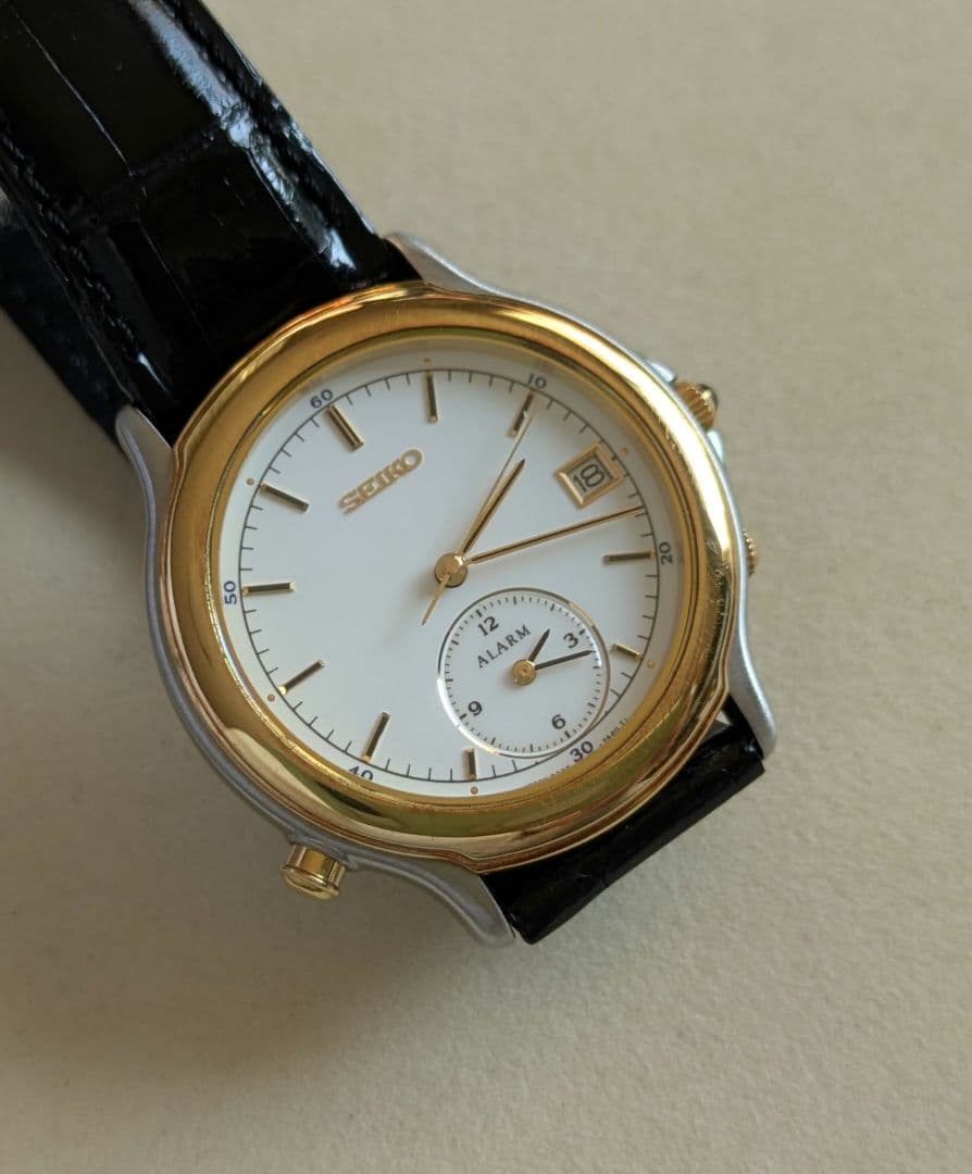 セイコー　アラーム　アンティーククォーツ　18kベゼル　動作問題なし