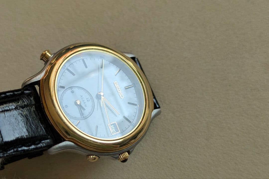 セイコー　アラーム　アンティーククォーツ　18kベゼル　動作問題なし