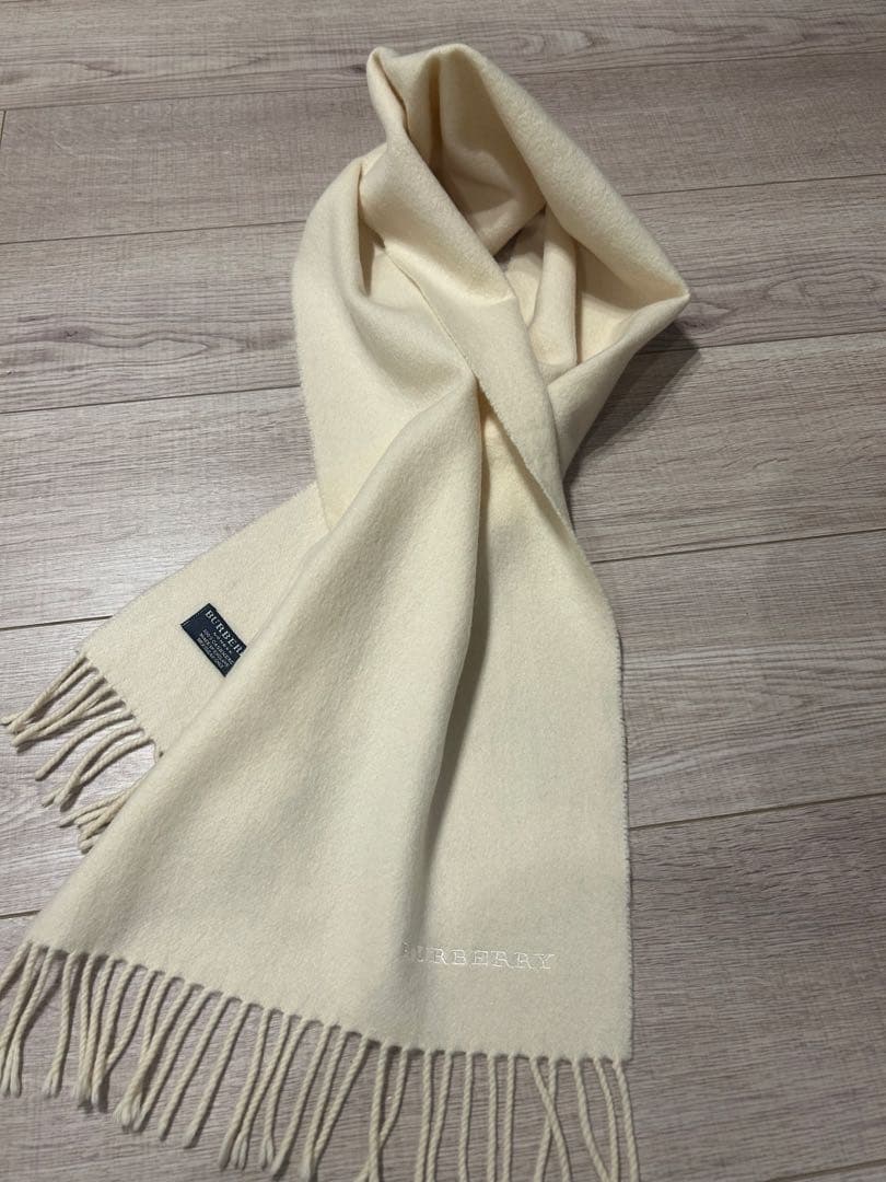 バーバリーロンドン　英国製 カシミヤ100% マフラー アイボリー　無地　刺繍