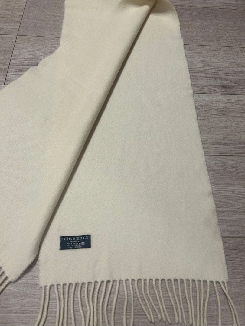 バーバリーロンドン　英国製 カシミヤ100% マフラー アイボリー　無地　刺繍