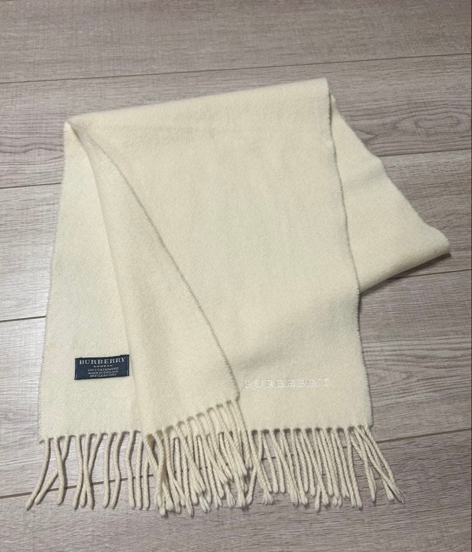 バーバリーロンドン　英国製 カシミヤ100% マフラー アイボリー　無地　刺繍