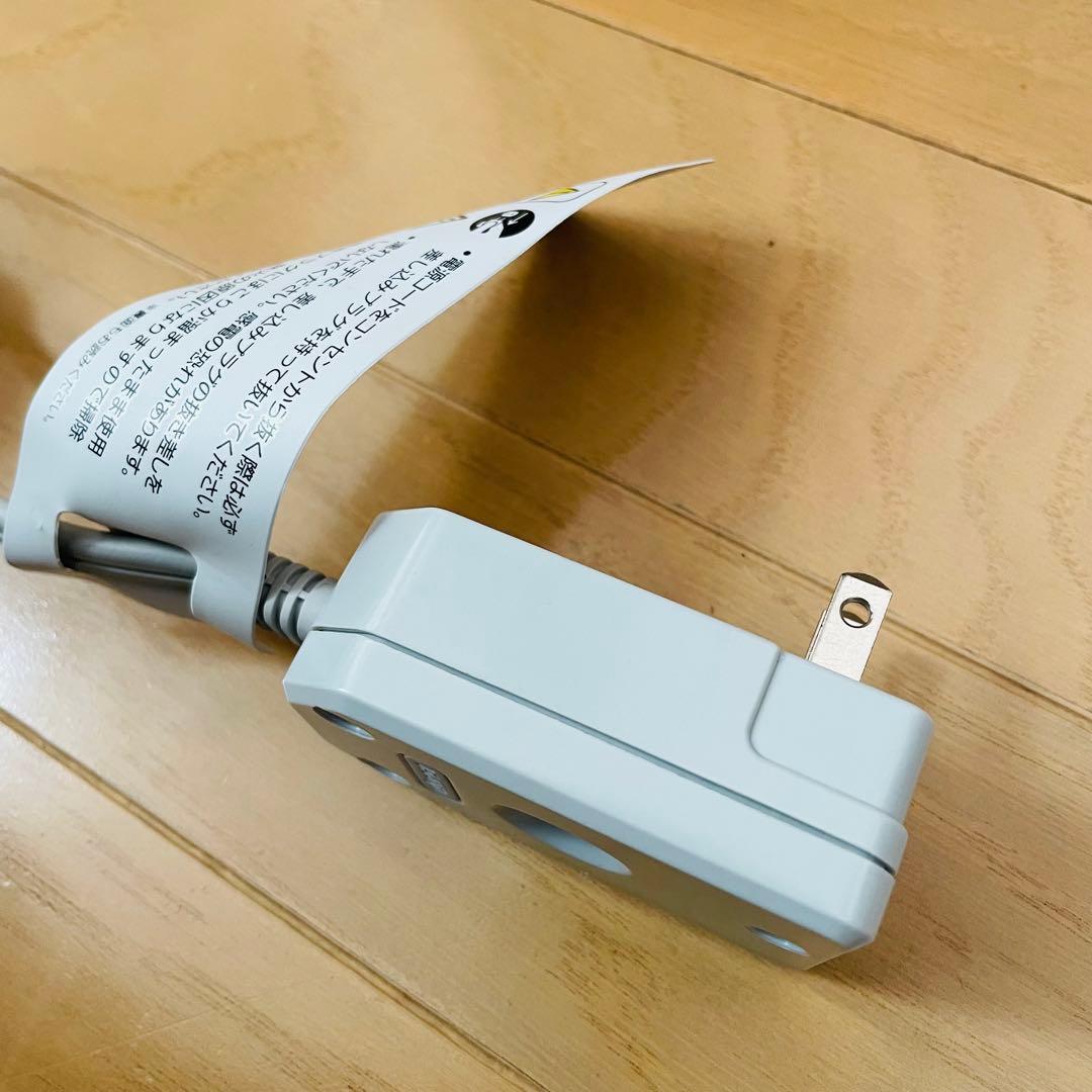 未使用級✨　デロンギ H770812EFSN-GY オイルヒーター 1200W