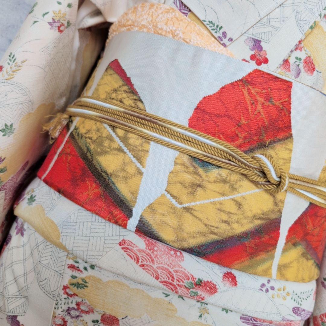 紬　帯締め帯揚げ　3点セット　着物　正絹　花　カラフル　色彩　白地　しつけ糸D2