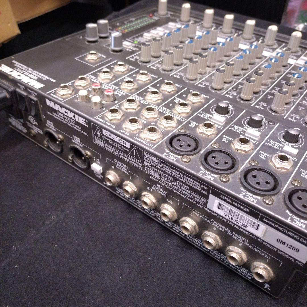 中古品 MACKIE 1202 VLZ PRO アナログミキサー