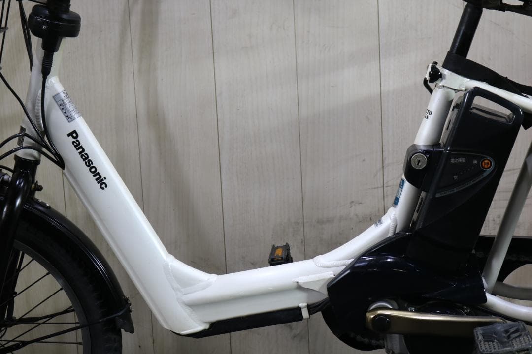 パナソニック ギュットアニーズBE-ENMA033F 20型3段 8.9AH 白