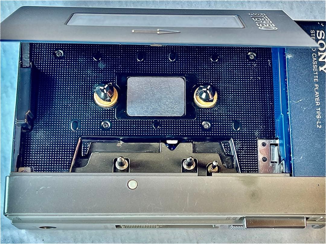 SONY TPS-L2 カセットプレーヤー