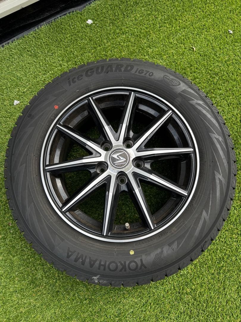 strategy 16インチ スタッドレス 4本 タイヤ付き【ジャンク扱い】