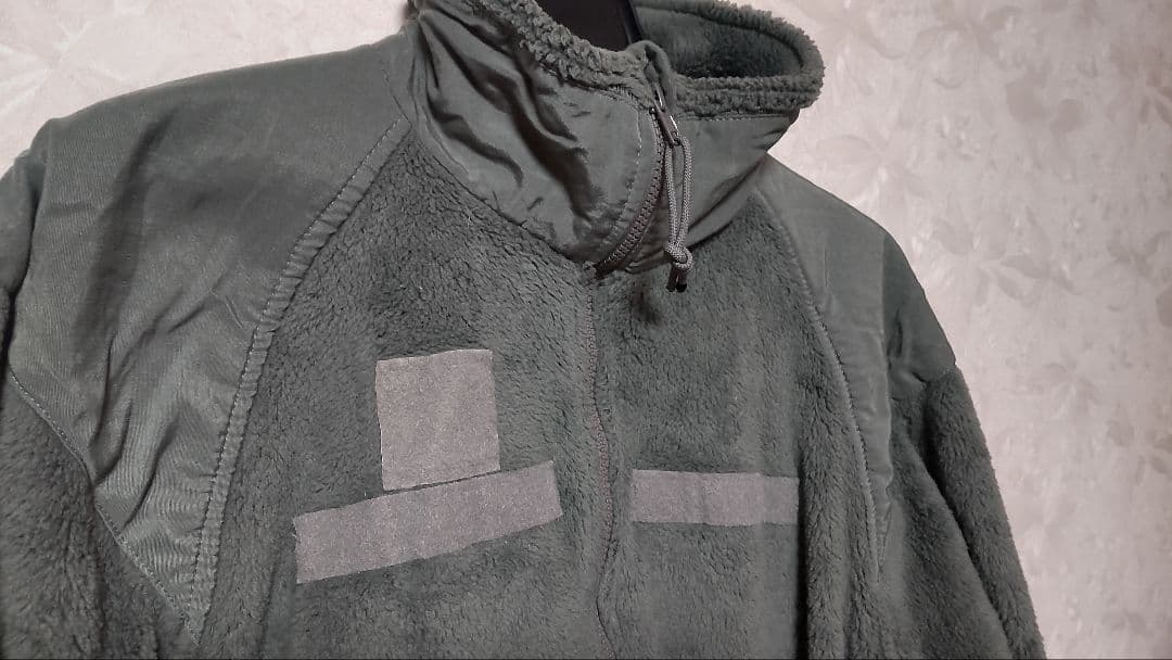 ゴ*ツ様 実物 USED 米軍　ECWCS Gen3 POLARTEC フリース