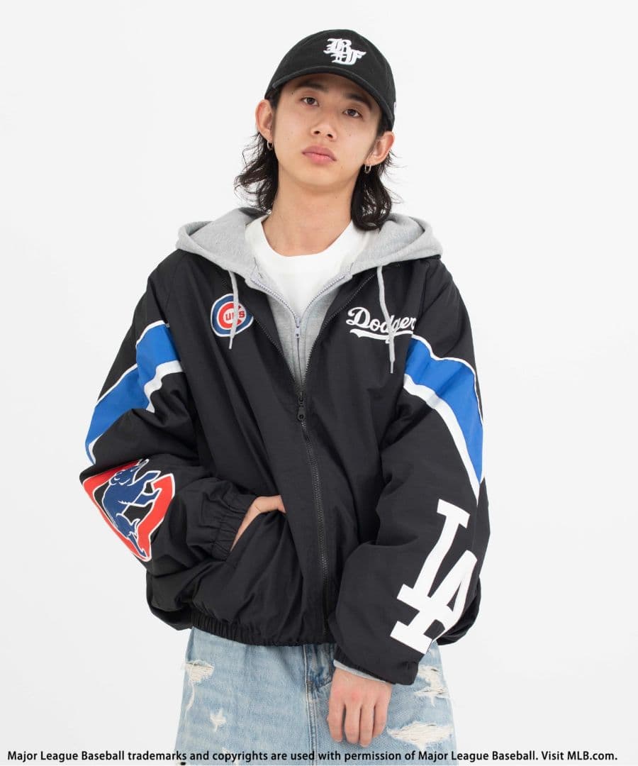 MOMO着用 配色ナイロンジャケット MLB東京シリーズ
