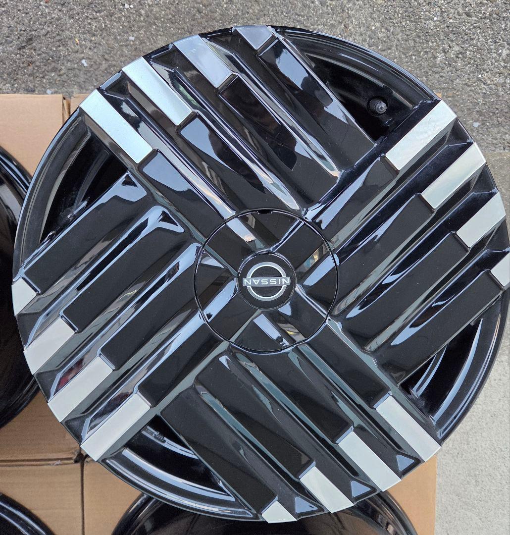 NISSAN オーラ後期17インチ 純正ホイール ４本