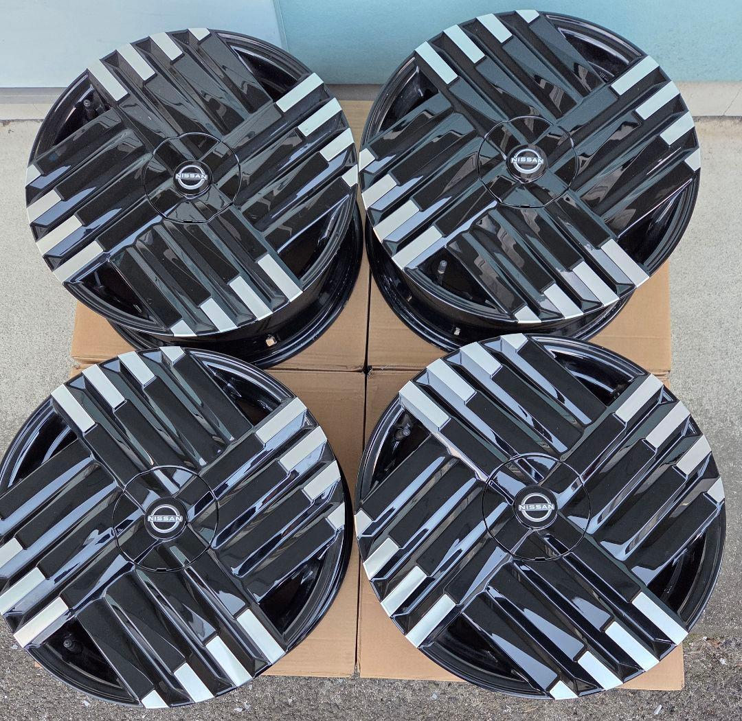 NISSAN オーラ後期17インチ 純正ホイール ４本