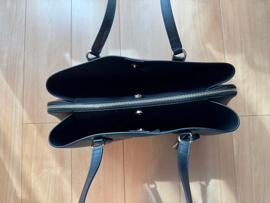 2023年 A4サイズ　フルラ トートバッグ ミネルヴァ ブラック 黒