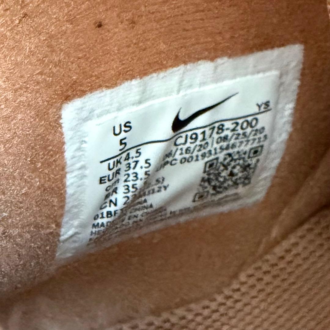 NIKEのAIR FORCE 1 MID ブラウン 23.5