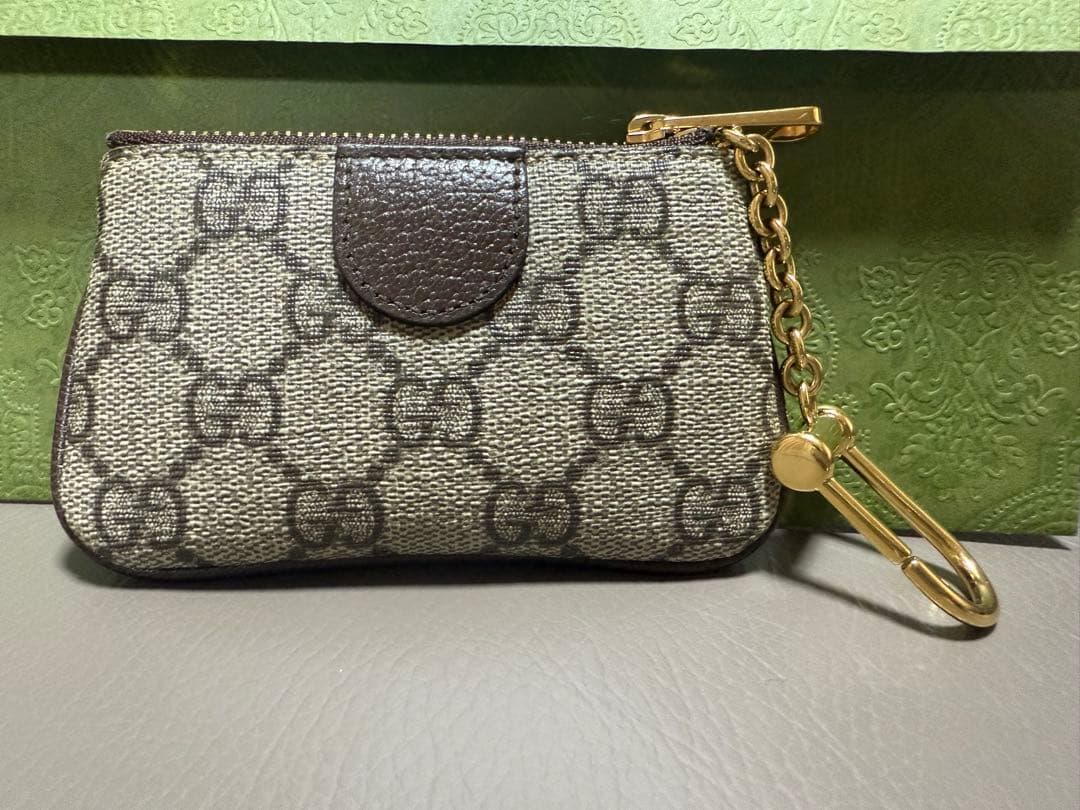 GW限定お値下げ　GUCCI GG シェリーラインキーケース