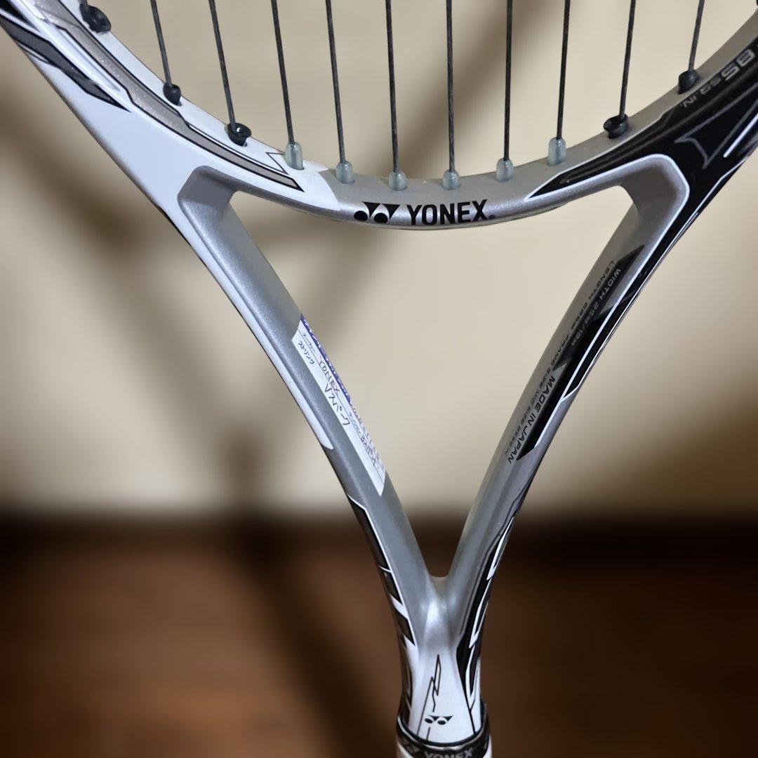 YONEX YY テニスラケット ホワイト