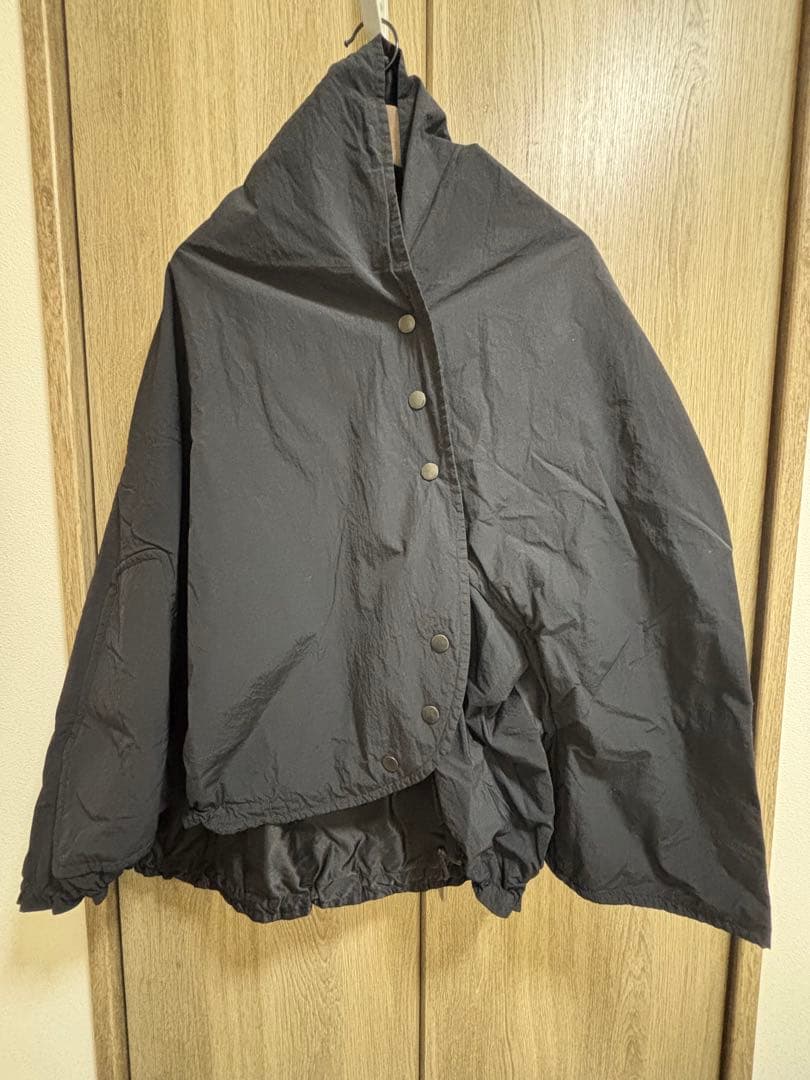 Y'sナイロン ケープ ポンチョ アシンメトリー ジャケット(黒)