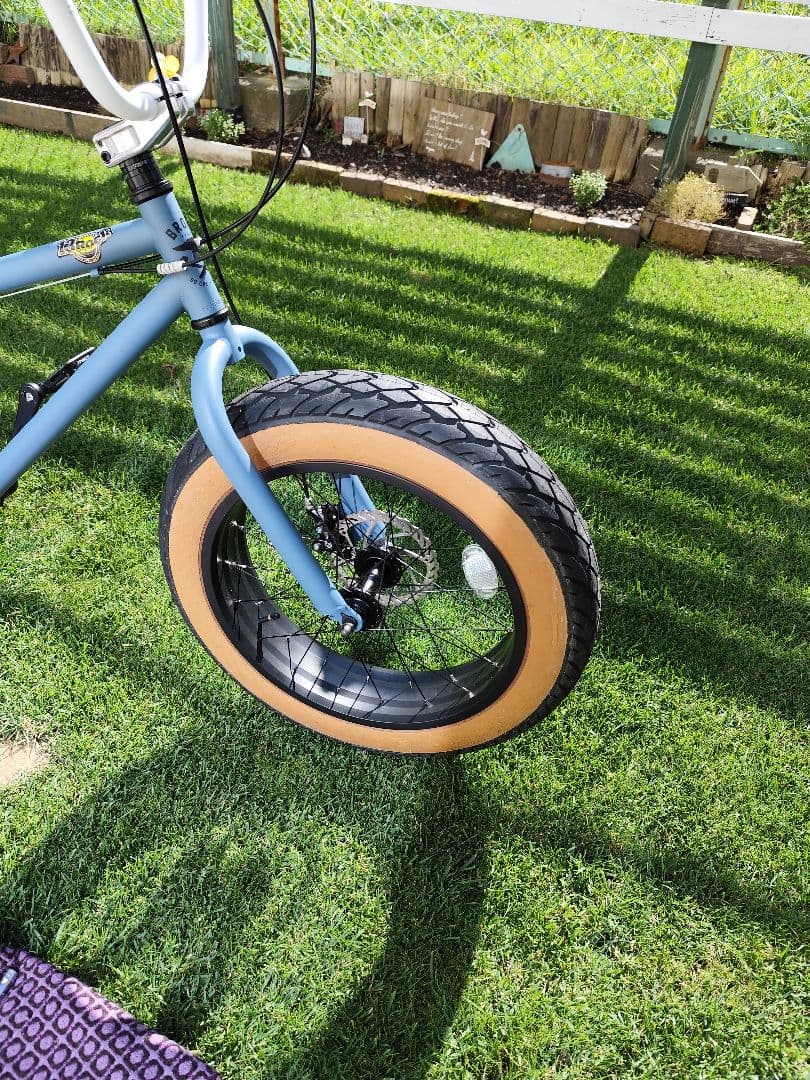 Innova 20×4.0　ファットバイク　自転車　タイヤ　2本セット