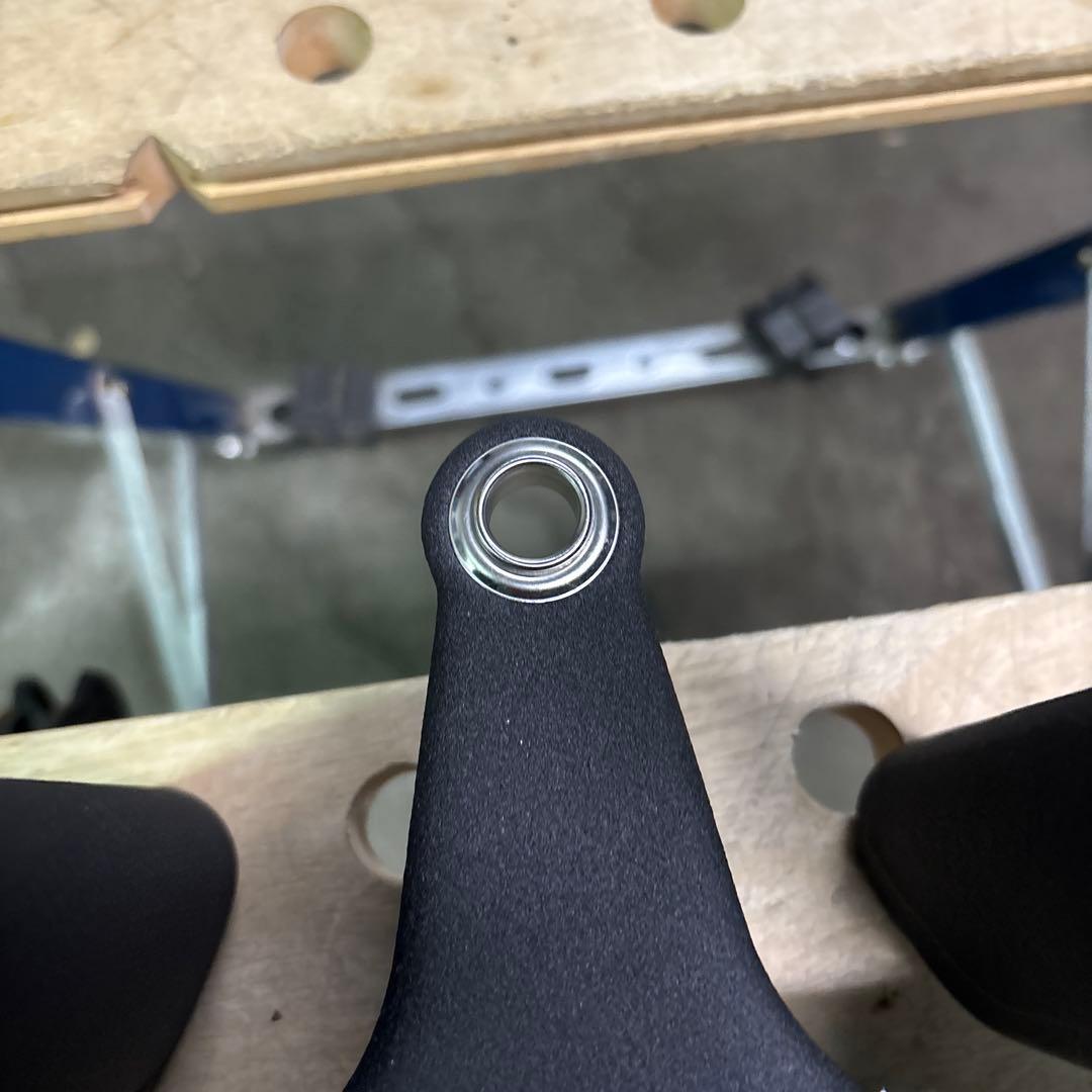 パラレルグリップ　ラットプル　プーリーロー