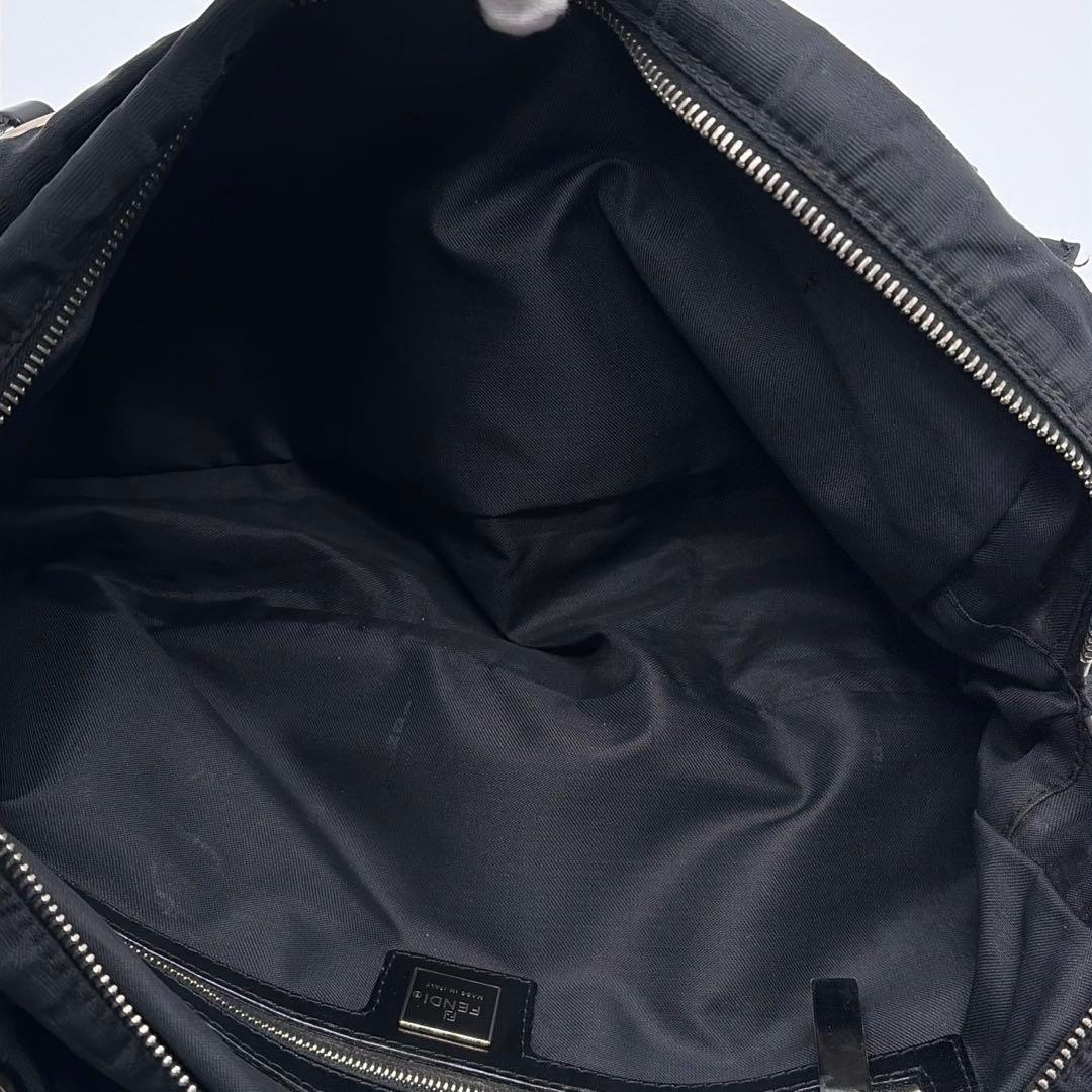 フェンディ　トートバッグ　ズッカ柄　肩がけ　ブラック　FF 黒