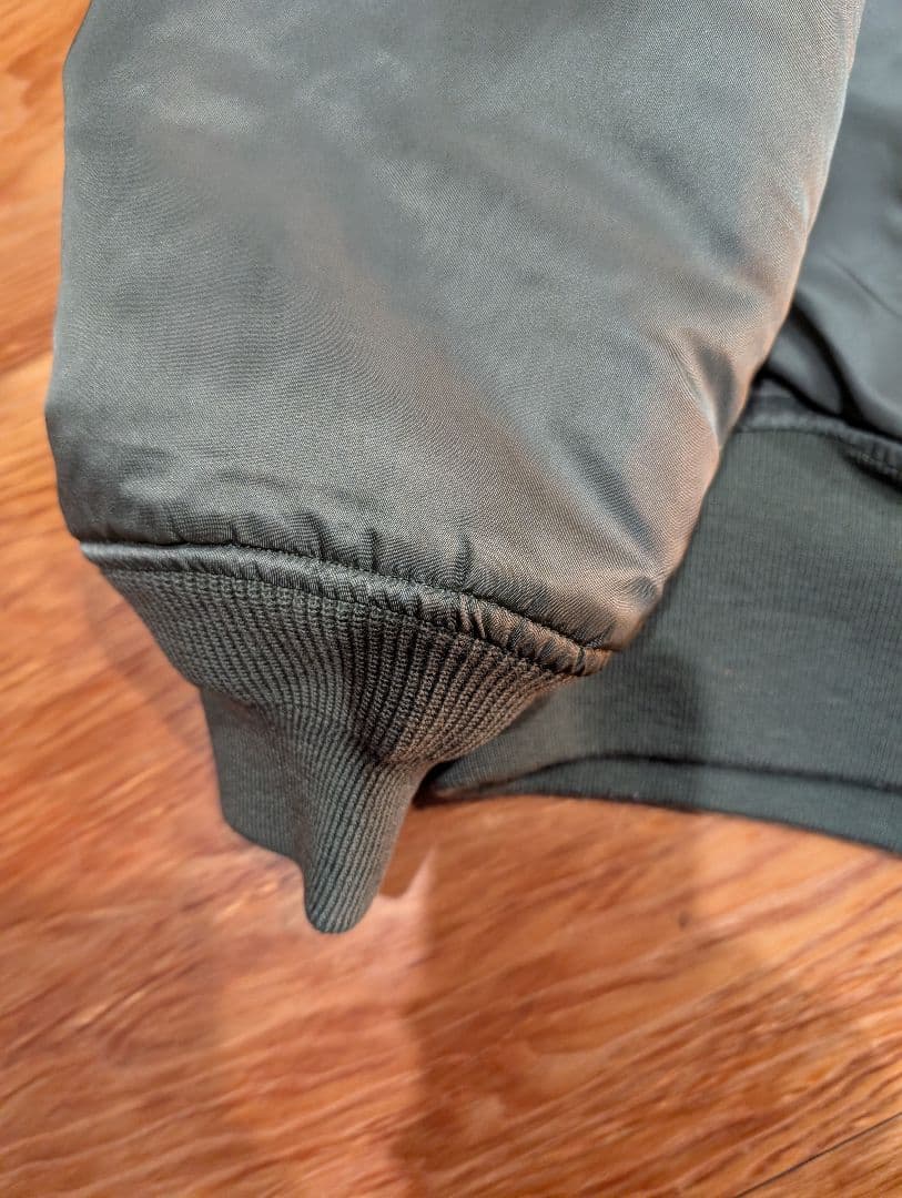 本日限定【最終値下げ】貴重XL 貴重サイズ！グッドイナフ白袖ニット