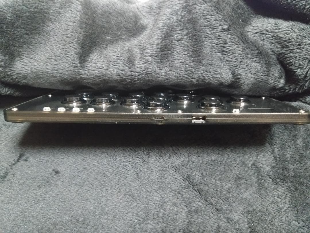 Haute42 U16 レバーレスコントローラー ブラック