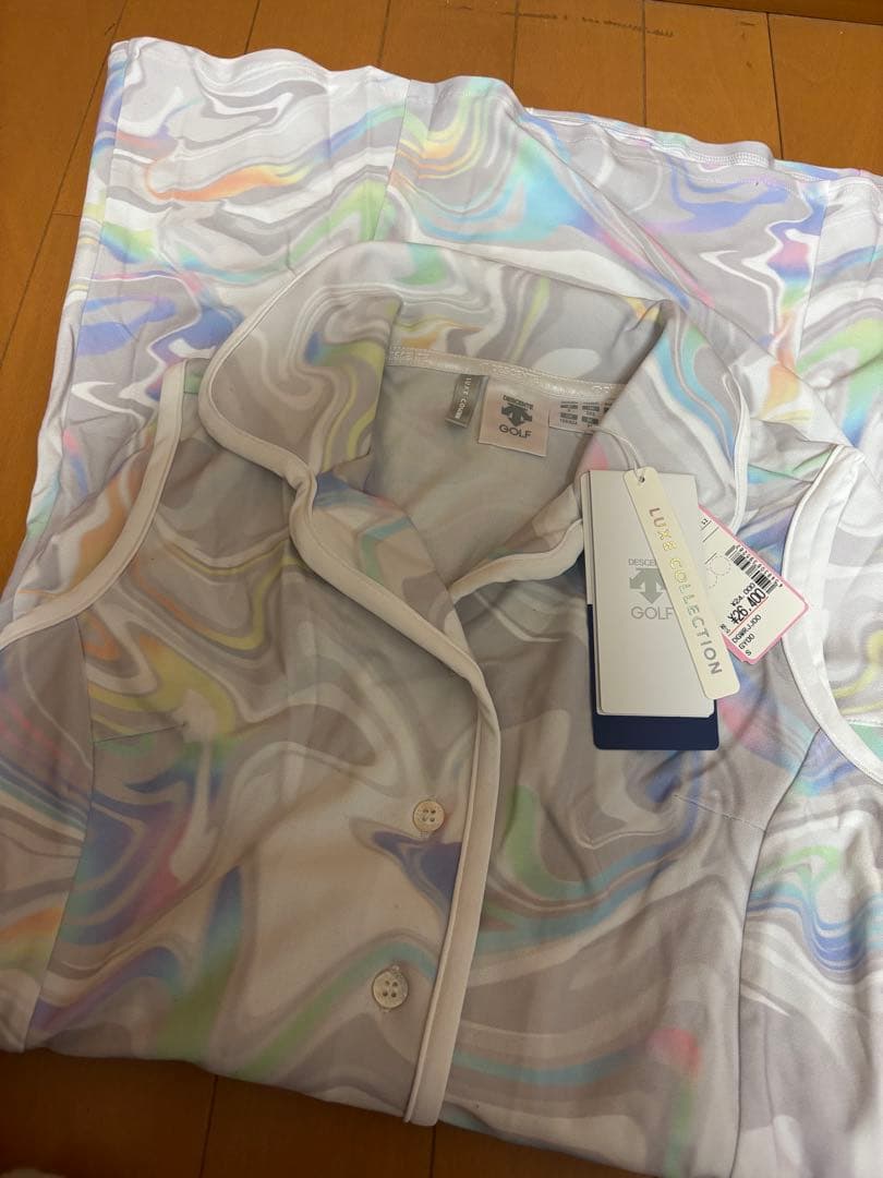 Descente ゴルフ ワンピース スリーブレス　タグ付き