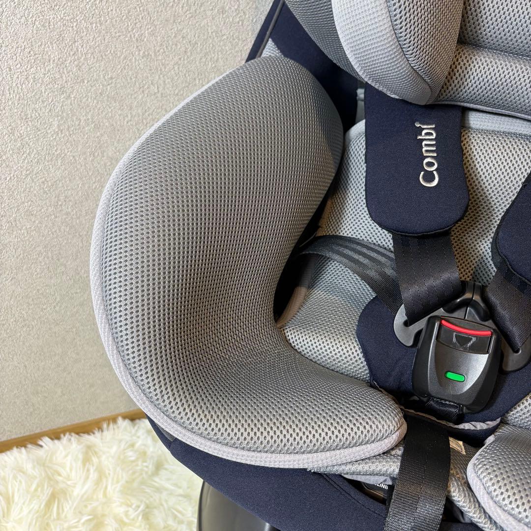 【ほぼ未使用】Combi クルムーヴ アドバンス ISOFIX チャイルドシート