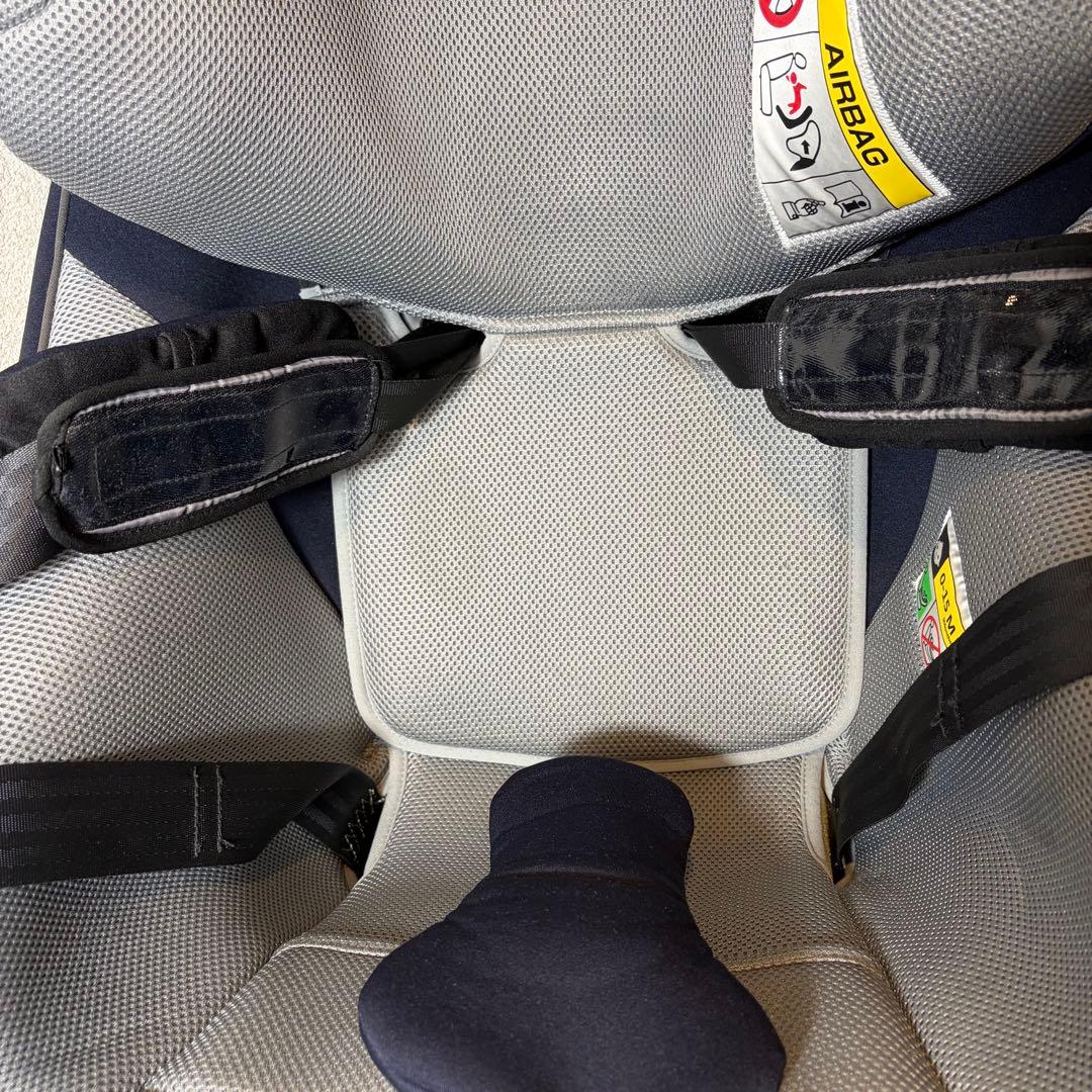 【ほぼ未使用】Combi クルムーヴ アドバンス ISOFIX チャイルドシート