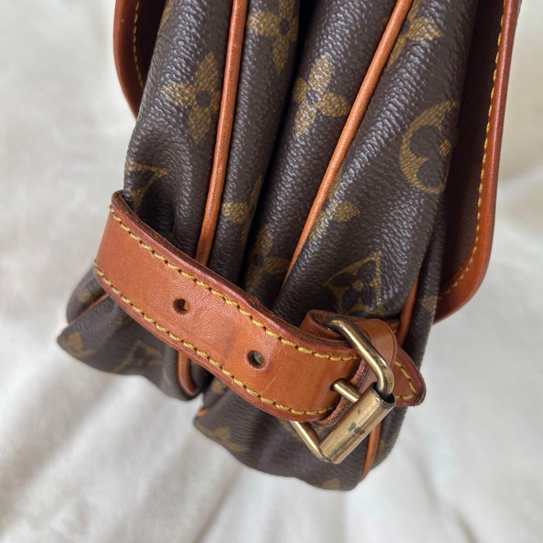 【美品】Louis Vuitton ショルダーバッグ ダークブラウン　ソミュール