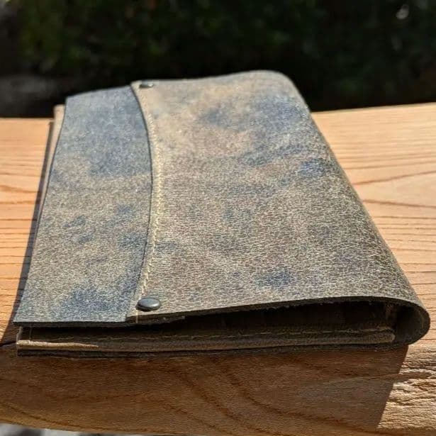 長財布　本革　クラッキングレザー　ハンドメイド　薄型ウォレット　軽い