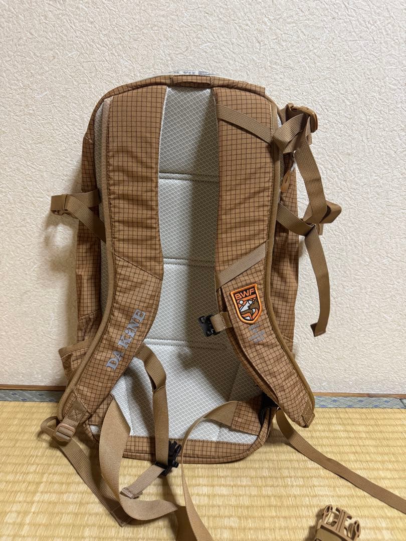 DAKINE Heli Pro 20L BWF リップストップ