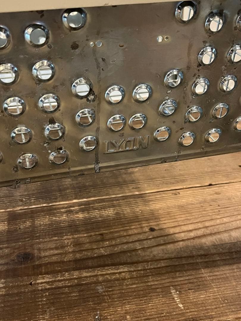 パシフィックファニチャーサービス P.F.S リヨン LYON スツール 廃盤