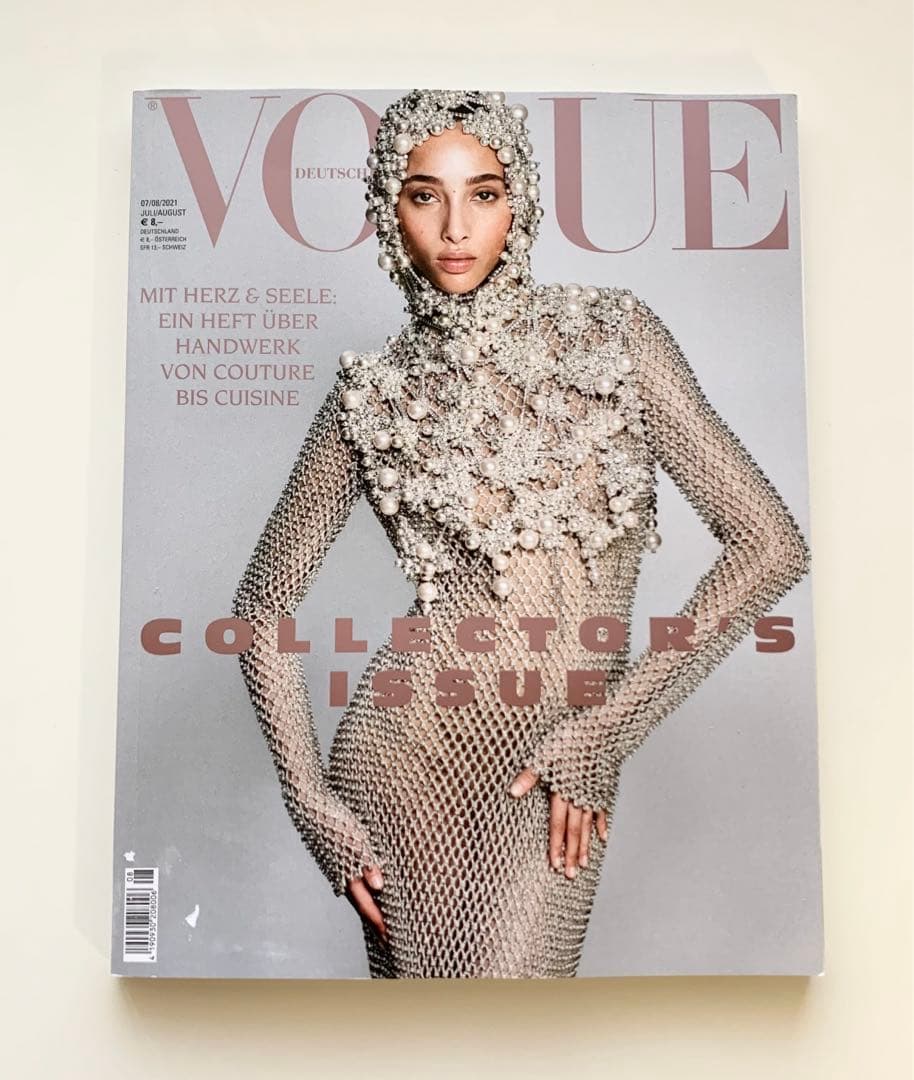 女性情報誌 Vogue Germany July/August 2021