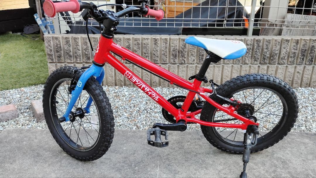 ヨツバサイクル 16インチ 　レッド