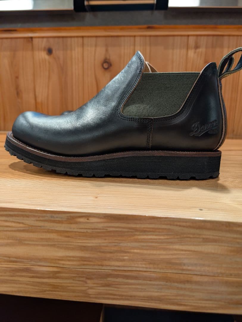 Dannerサイドゴア 黒 レザー ビブラムソール