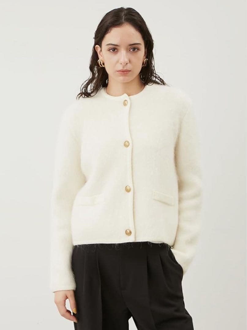 ミラオーウェン　金釦短丈アルパカニットカーデジャケット　アイボリー