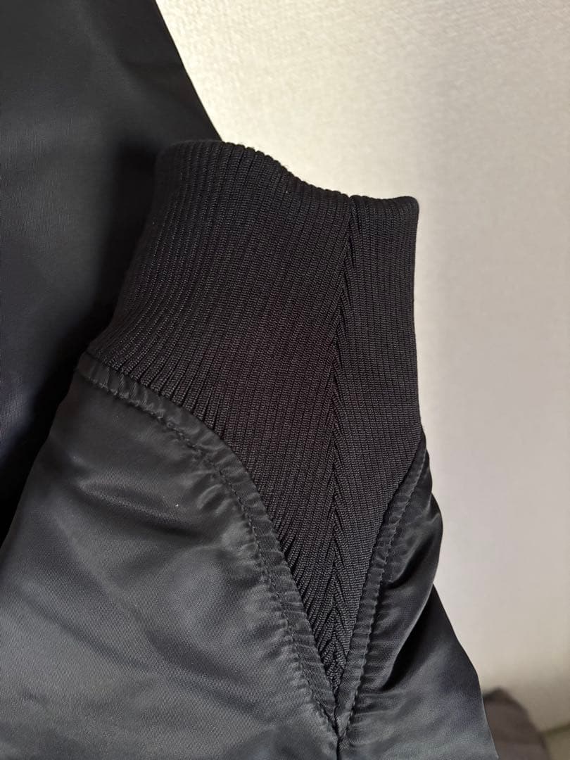 【美品】ユニクロ +J ハイブリッドダウンオーバーサイズジャケット Lサイズ