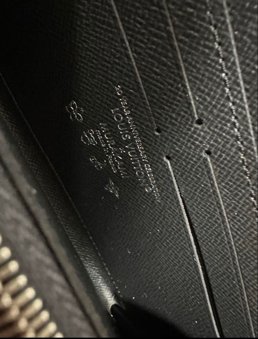 ルイヴィトン 村上隆　長財布