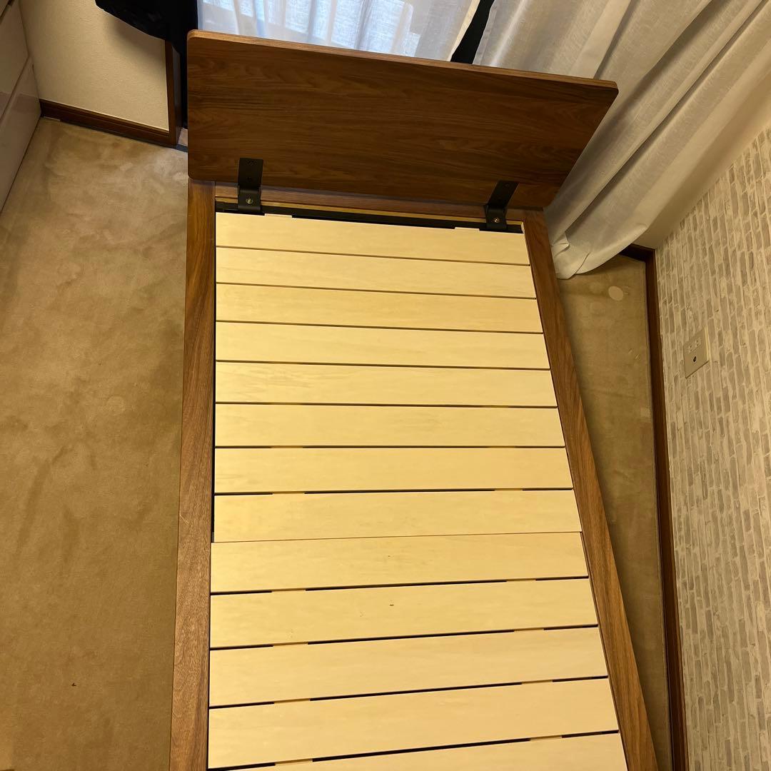 無印良品　ウォールナット木製ベッドフレーム シングル