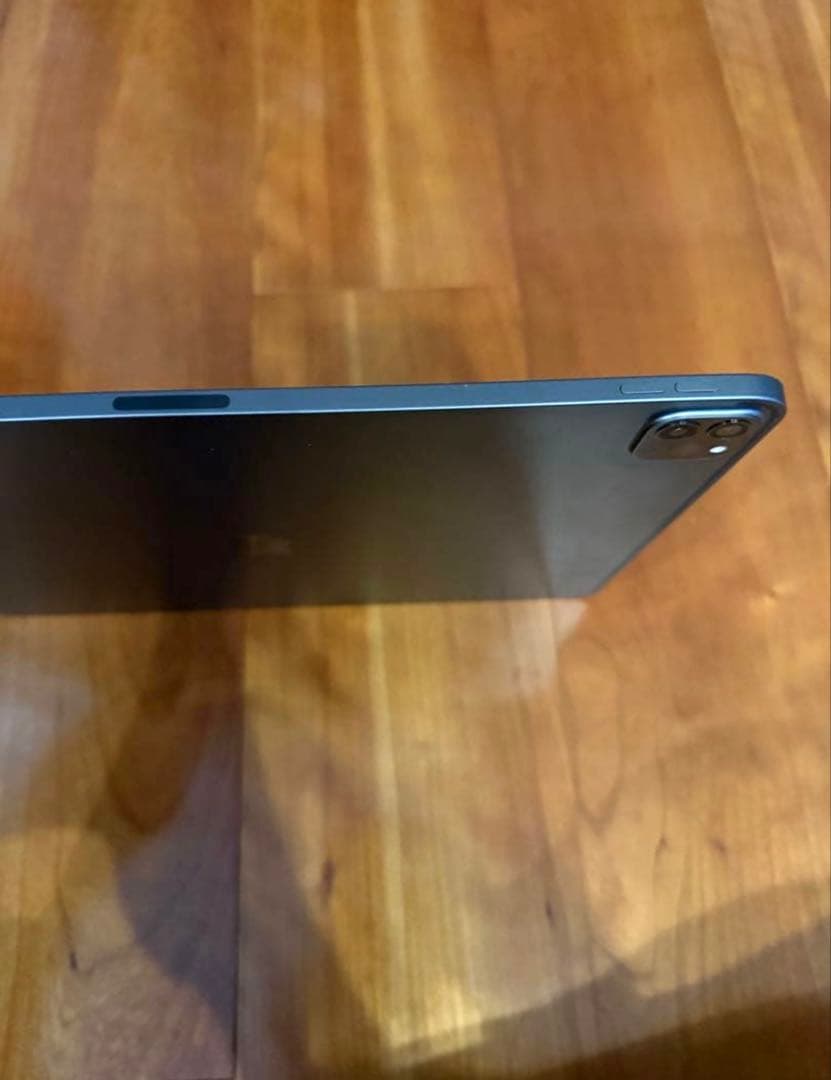 美品 iPad Pro 第5世代 12.9 512GB wifi スペースグレー