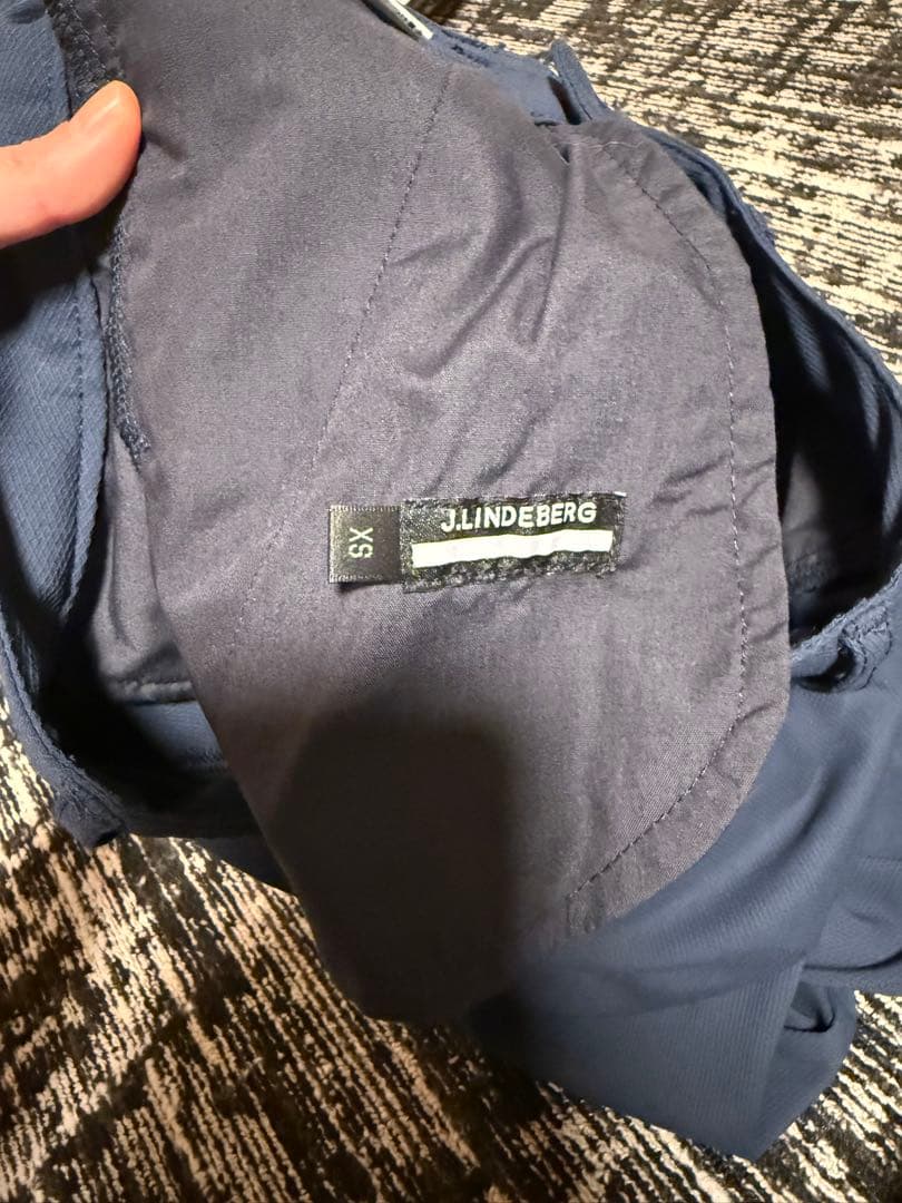 未使用　J.LINDEBERG レディース ゴルフパンツ 36 XS ネイビー