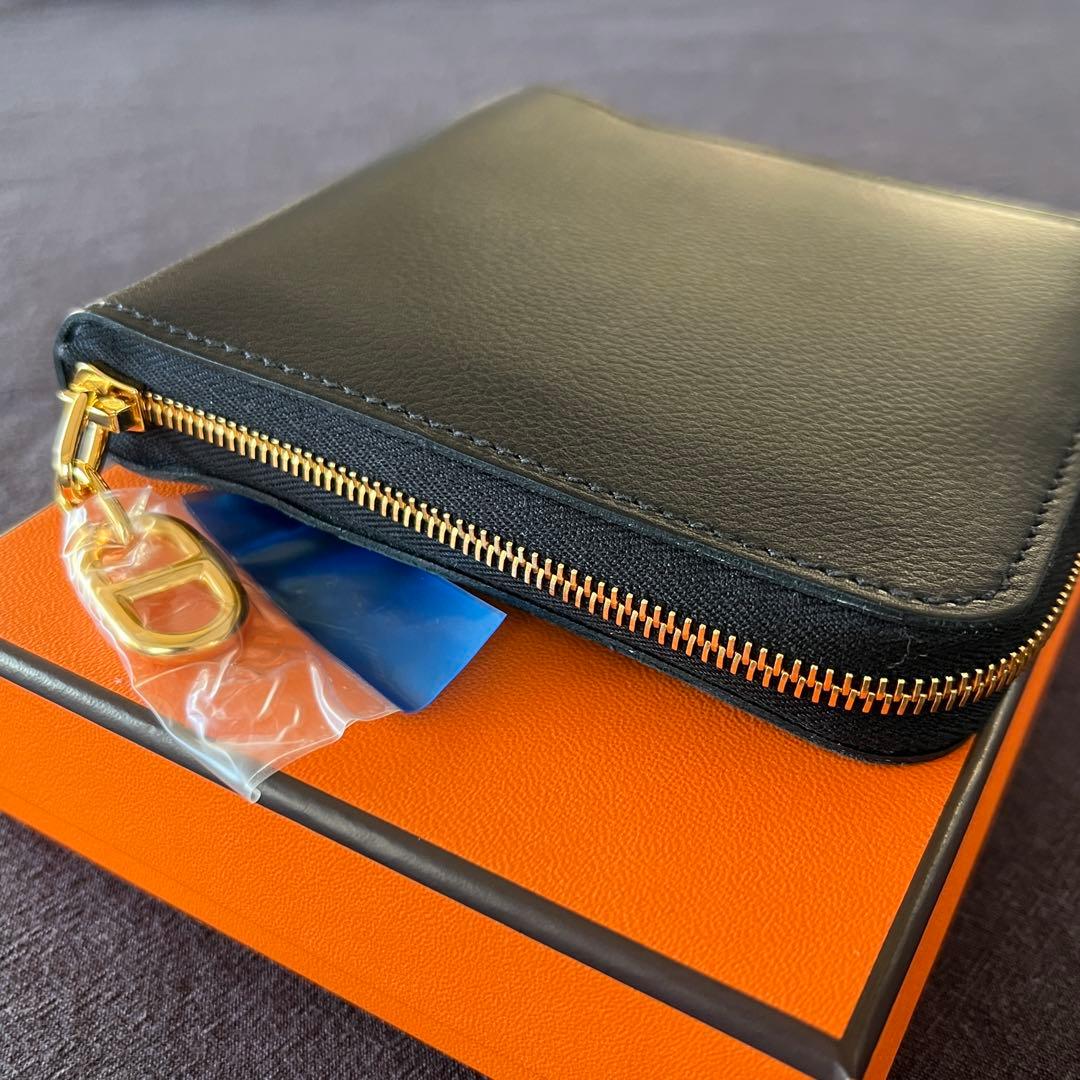 HERMES エルメス ジップアンゴーⅡ シェーヌダンクル 黒×ゴールド金具