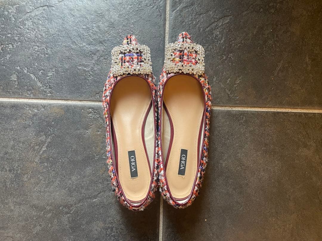 OHGA フラットシューズ ビジュー付き