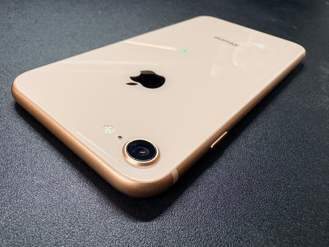 iPhone8 ゴールド 64GB 美品