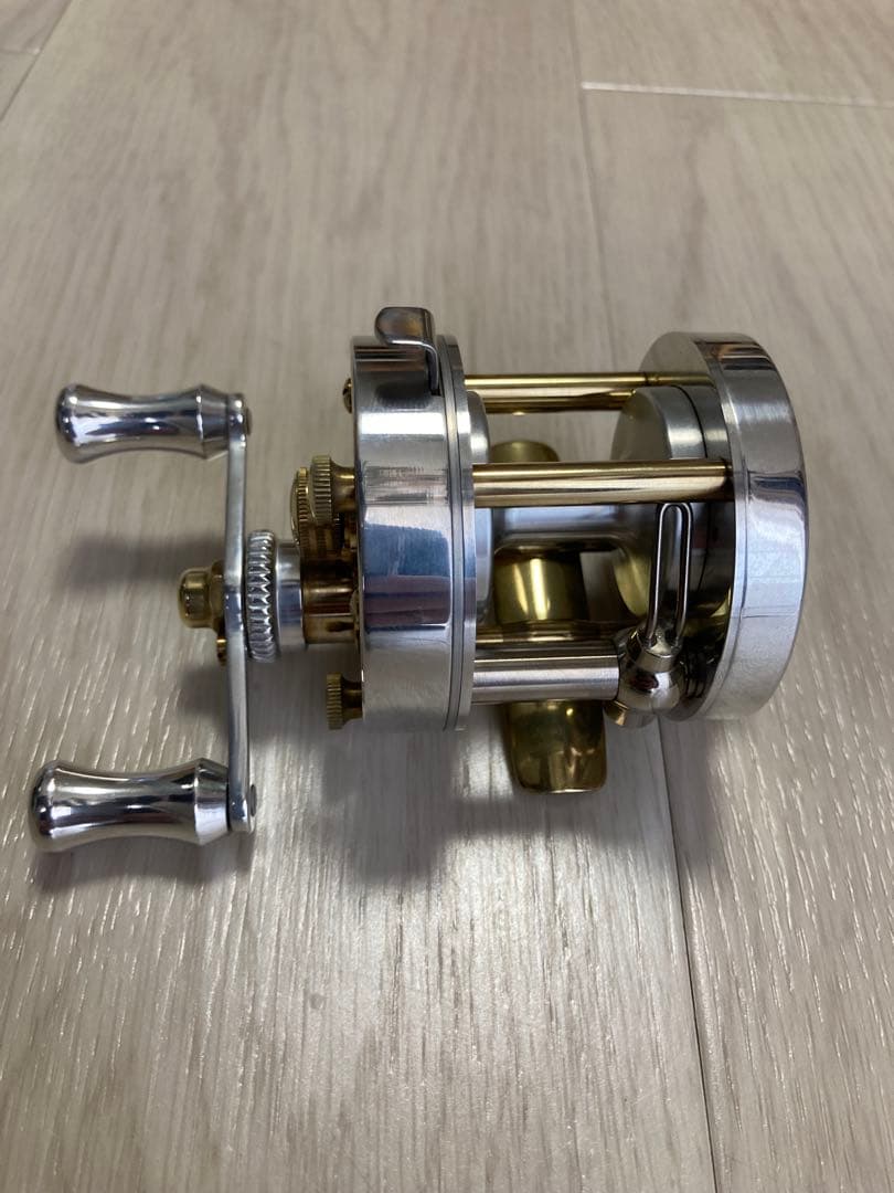 ブライトリバー　リール FS-46A Brightliver