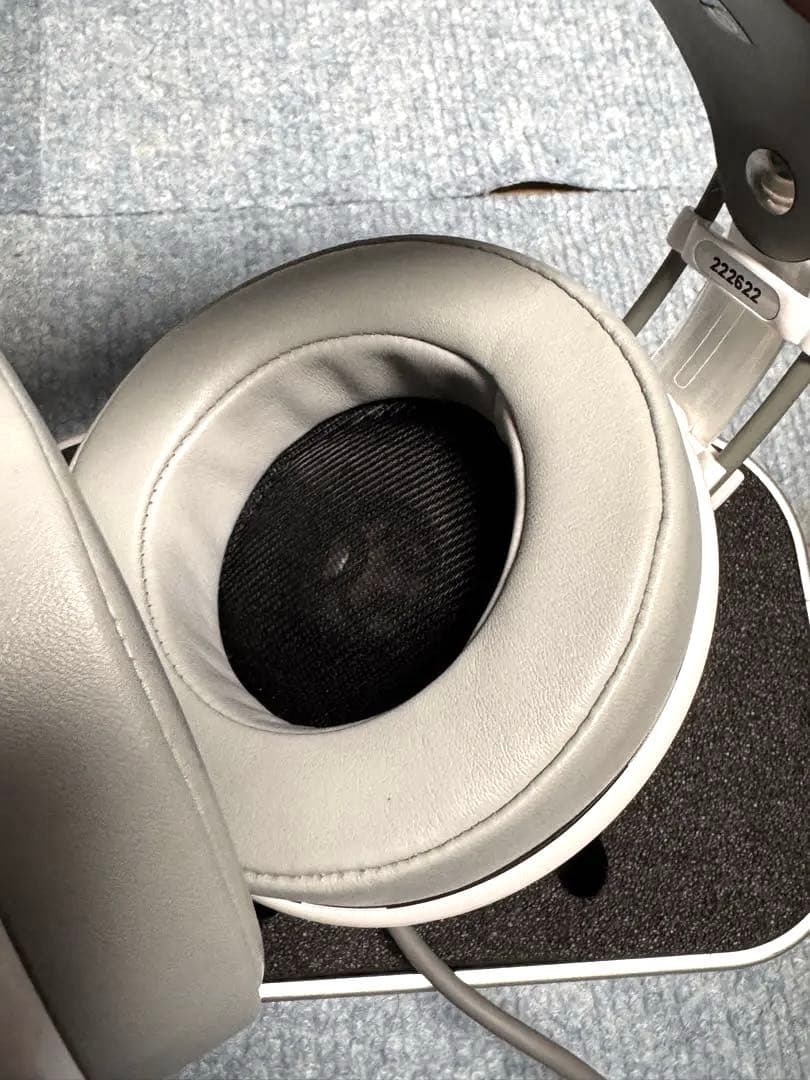 AKG K701 オープンバックヘッドフォン