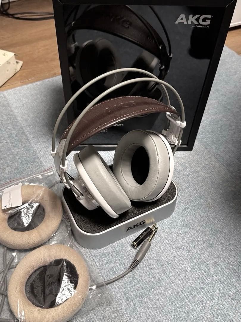 AKG K701 オープンバックヘッドフォン