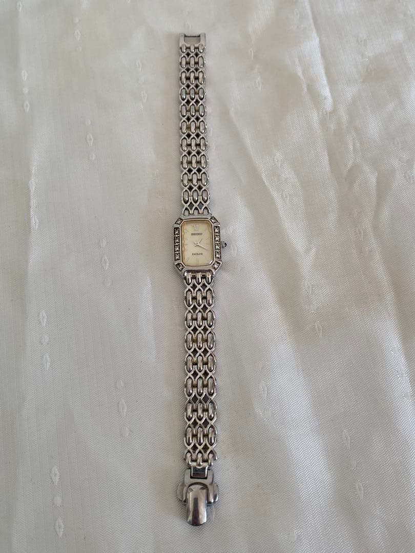 SEIKO セイコー 2E20-7460 エクセリーヌ クオーツ 12pダイヤ